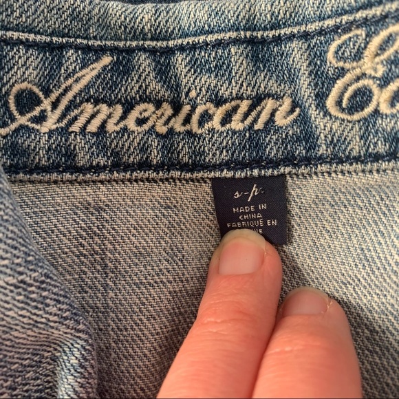 AMERICAN EAGLE Button Front Jean Jacket With Pockets Denim Blue Size Small - Picture 9 of 10